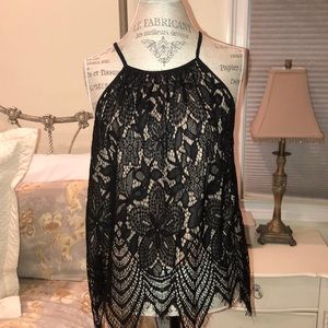 ☀️Black and Nude Lacey Top